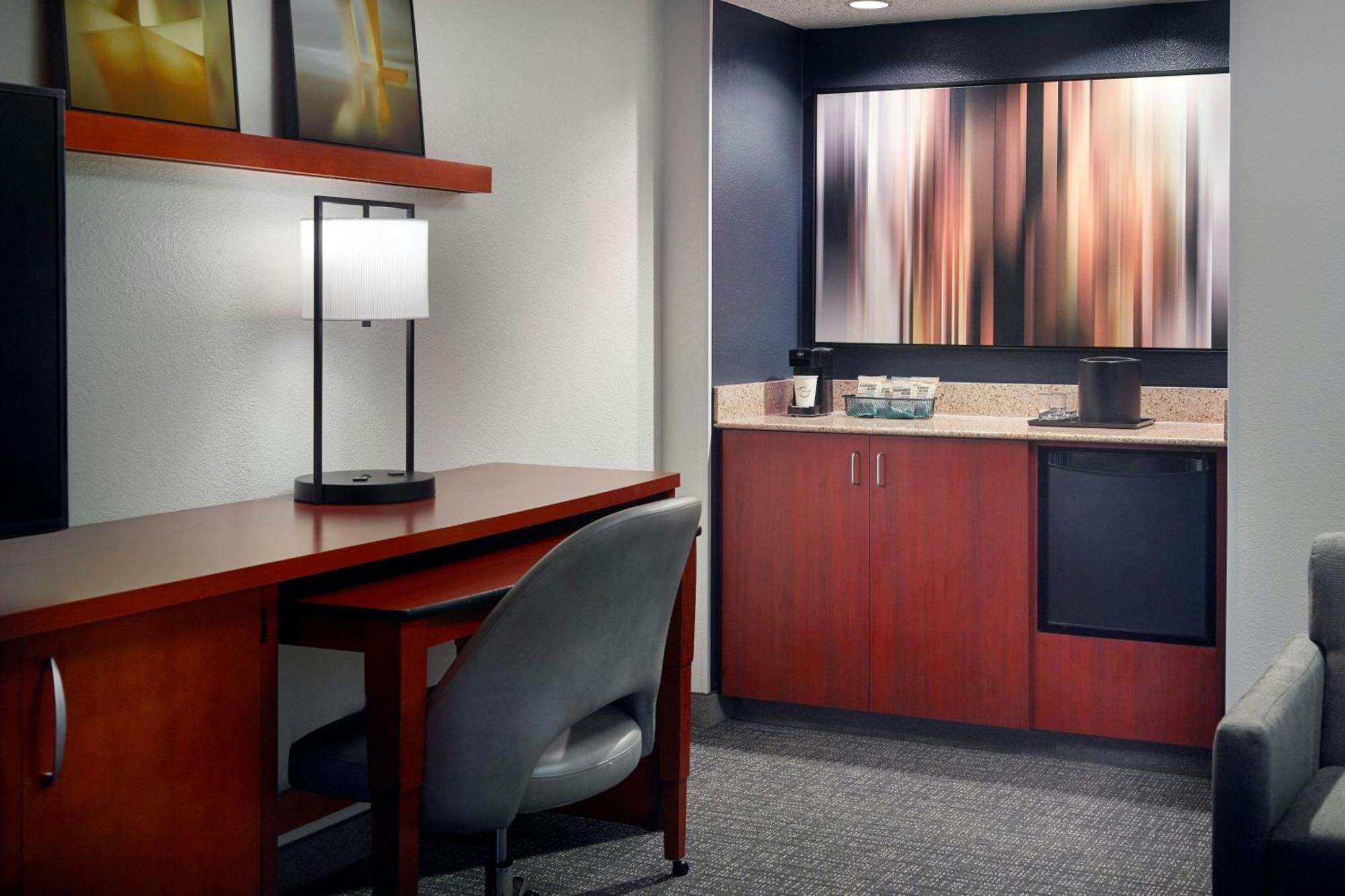 Courtyard By Marriott Tallahassee Downtown/Capital Exteriér fotografie